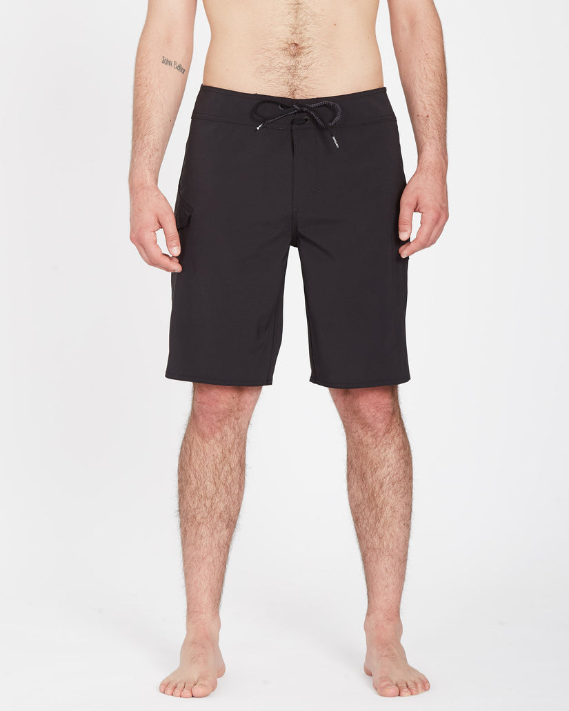 Lido Solid Mod 20" Boardshorts - BLACK