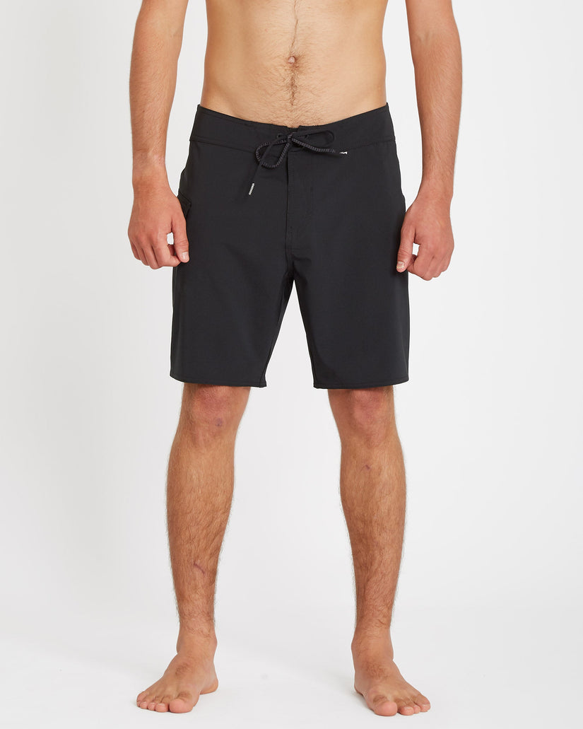 Lido Solid Mod 18" Boardshorts - BLACK